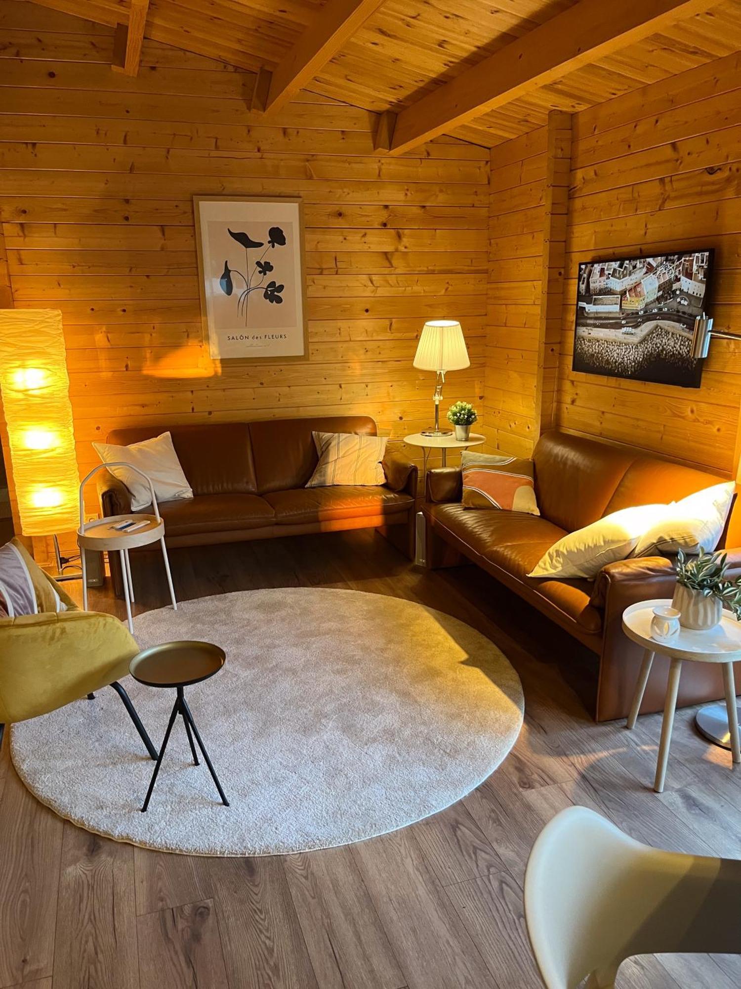 Luxe En Ruim Chalet Met Airco Bij Leekstermeer Matsloot Kültér fotó